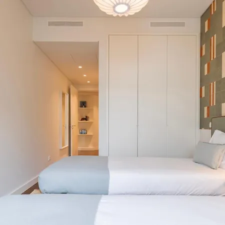 דירה Spacious 2Br With Balcony By Lovelystay *