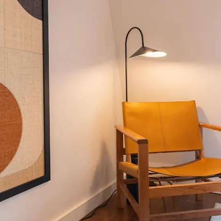 Stunning With Balcony By Lovelystay * Лісабон