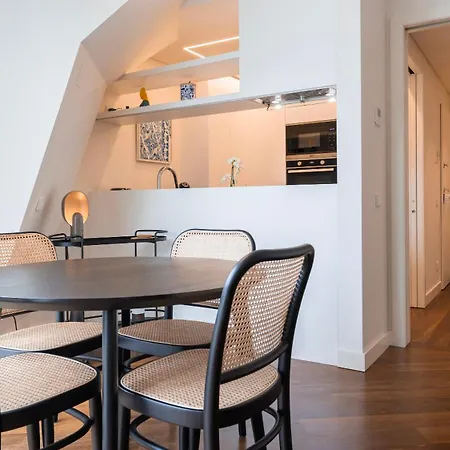 Appartement Stunning With Balcony By Lovelystay *